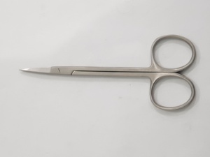 Tijeras Dentales Iris de 11.5 cm, Rectas y Curvas, Reutilizables, Manuales, de Acero Inoxidable, Certificación CE Clase II, Instrumento Dental Plateado 5+ - Product Image 6