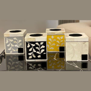 Bouteille de brûleur d'encens Bakhoor en incrustation d'os de nacre de dernière production - Product Image 2