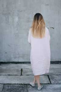 Robe en crêpe en lin 100% col rond à manches longues, nouvelle collection de vêtement tendance de standing, en lin - Product Image 2