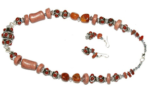 สร้อยคอแฟชั่นศิลปะพื้นบ้านอินเดียอาเกตสีน้ำตาลแกะสลักสไตล์หรูหรา - Product Image 2