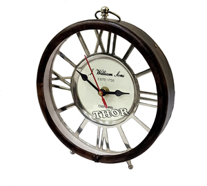 William Fons Estd 1720 Horloge de bureau décorative en cuir avec affichage numérique Horloge murale en bois pour le bureau, l'école et la décoration intérieure - Product Image 1