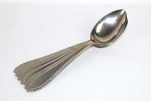 Cuchara para servir en acero inoxidable con mango de latón, perfecta para accesorios de utensilios de cocina y comedor elegante - Product Image 4