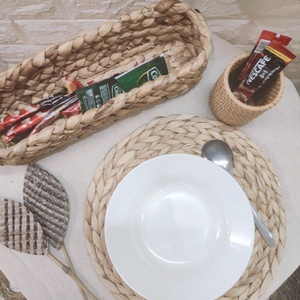 Juego de manteles individuales trenzados con cargador tejido de jacinto de agua, posavasos, accesorios de cocina, decoración de mesa con cestas de almacenamiento - Product Image 4