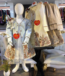 Manteau long brodé à la taille, nouveau manteau de travail avec filet, belle broderie, avec design étonnant - Product Image 4