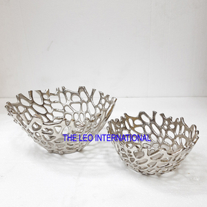 Cuenco con acabado dorado y negro de forma única de Metal de aluminio, cuenco decorativo moderno para servir frutas secas de Chocolate - Product Image 4