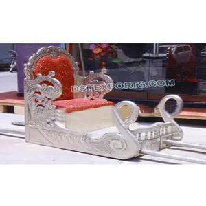 Doli de Boda Moderno de Madera Tratada con Diseño de Cisne y Pavo Real, Duradero, Tamaño Personalizado para Eventos de Boda Asiáticos - Product Image 1