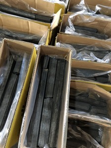 Briquettes de charbon de bois hexagonales fabriquées à la machine 07 heures pour brûler de la sciure de bois dur pour le barbecue directement du Vietnam - Product Image 3