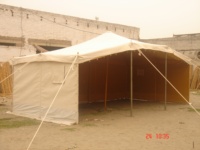 Tenda BC kanvas tahan air Kuwaiti mewah untuk pesta piknik Kemah gurun luar ruangan tenda gurun Tengah