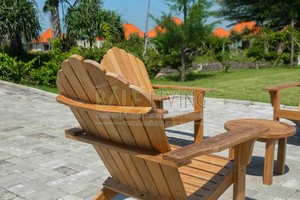 Silla Adirondack de Teca para Exteriores con Reposabrazos, Resistente y Ecológica para Uso en Playa y Parque - Product Image 4
