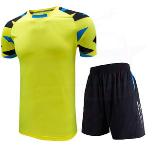 Vente en gros d'uniformes de tennis en polyester 100% personnalisés Maillot de polo Ensemble court pour jeunes Vêtements de tennis Nom de l'équipe OEM Technologie de sublimation - Product Image 3