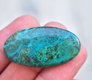 Hermosas Piedras Preciosas Sueltas de Crisocola Azul Verde Natural en Diversas Formas de Alta Calidad para Colgantes y Abalorios - Product Image 4