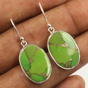 Pendientes de diseño hechos a mano con piedras preciosas de cobre turquesa verde natural de corte ovalado hechos de pendientes de plata de ley sólida 925 - Product Image 1