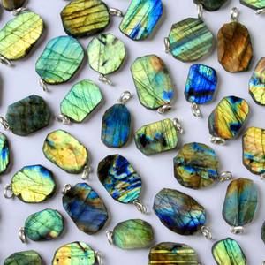 Labradorite Coeur Pendentif Photo Collier Naturel Bleu Pierres Précieuses Lâches avec Cristal Fil à Broder Accessoire de Fabrication de Bijoux - Product Image 3