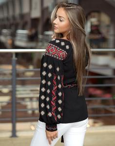 เสื้อผ้าผู้หญิงแบบสั่งทำพิเศษ ผ้าลินินผสมฝ้าย แขนยาวทรงโคมไฟ ปักลายแบบยูเครน (วิชย์วันกา) - Product Image 3