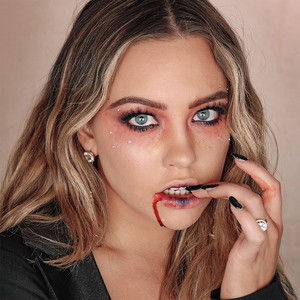 Sangre Falsa de Juguete Mágico Personalizada al por Mayor de Fábrica Barata, Accesorios de Terror para Maquillaje de Halloween, Fiesta de Vampiros, Spray de Sangre Falsa Líquida - Product Image 4