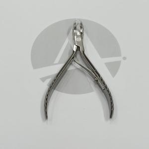 Pince à cuticules et ongles en acier inoxydable, vente en gros, fabriquée au Pakistan - Product Image 3