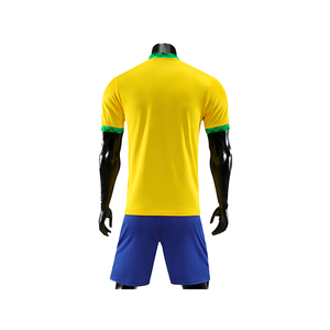 Prix de gros, uniforme de football unisexe de haute qualité, dernier design, vêtements pour adultes, manches courtes, col rond, léger, pour l'été - Product Image 3