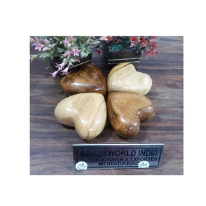 Recuerdo brillante de corazón de madera, urna de cremación, suministros de pelo, BRASSWORLD, INDIA - Product Image 1