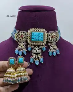 Ensemble de collier de haute qualité avec perles sculptées antiques, bijoux Kundan avec diamant américain et Kundan rouge moyen