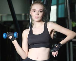 Venta al por mayor verano mujeres Fitness deportes guantes fino medio dedo gimnasio Yoga levantamiento de pesas culturismo antideslizante equipo de entrenamiento - Product Image 6