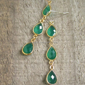 Boucles d'oreilles en pierre précieuse Onyx vert en argent sterling 925 Belles bijoux uniques de mode plaqués or faits à la main - Product Image 2
