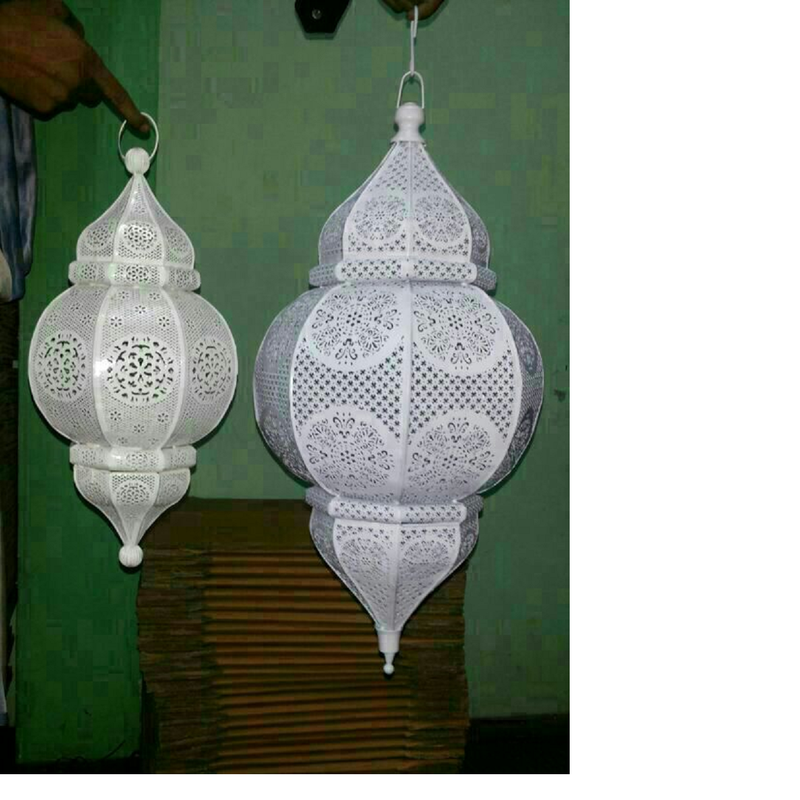 Assorted Sizes White Metal Hanging Oil