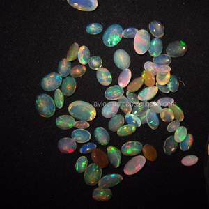 Gema tallada de ópalo etíope, Natural Fire Play, redonda - Product Image 2