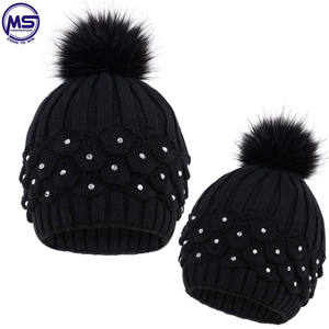 Tu propio gorro de secado rápido para mujer, hecho por paquistaní, elástico, en invierno - Product Image 3