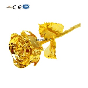 Rosa chapada en oro de 24k para San Valentín, jarrón impresionante, 2022 - Product Image 5