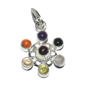 Pendentif en pierre des sept chakras, vente en ligne - Product Image 1