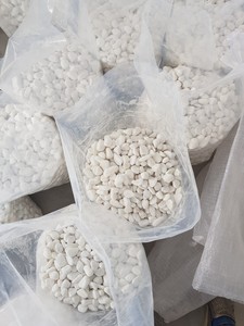 หินกรวดธรรมชาติสำหรับถนนรถแล่น,สีขาว - Product Image 3