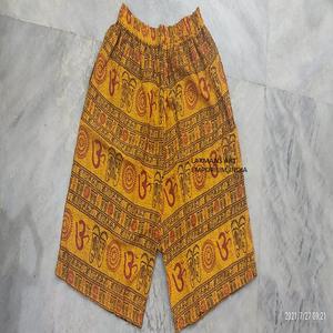 กางเกงขาสั้นสไตล์โบฮีเมียนพิมพ์ลายแมนทราจากอินเดียผ้าคอตตอนเอวปานกลางระบายอากาศ - Product Image 3