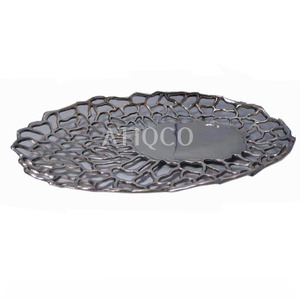 Assiette en aluminium moulé au sable, écologique, avec glaçure craquelée, design rétro, finition miroir, pour noix et fruits - Product Image 3