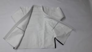ชุดกิโมโนป้องกันผดผื่น GI Jitsu บราซิลออกแบบโลโก้ได้ตามต้องการ - Product Image 3