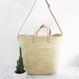 Sac artisanal tendance pour vos articles ménagers, cadeau pour votre fille, sac panier marocain avec poignées en cuir - Product Image 1