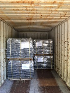 A la venta Piedra De Guijarro negro pulido Adoquín redondo natural para paisajismo decorativo Piedra caída - Product Image 5