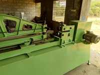 Machine de découpe circulaire motorisée à usage intensif pour couper des cercles en acier doux, en acier inoxydable, en aluminium et en cuivre en provenance d'Inde