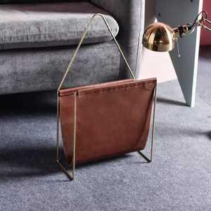 Revistero de cuero moderno personalizado para un almacenamiento conveniente - Product Image 2