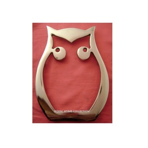 Export Quality Metal <b>Trivet</b> Gold Color Decorative Affordable Metal <b>Trivet</b> Manufacturer and Exporter of Luxurious Metal <b>Trivet</b> - Product Image 2