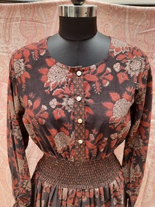 Vestido de tela estampado de bloque de algodón de alta calidad, cuello redondo, cintura para fumar y bolsillos, vestido informal para fiesta de cóctel, ropa de mujer - Product Image 2