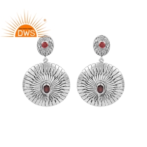 Pendientes de plata de primera ley con gema Natural granate, aretes colgantes, plata esterlina, piedra Natural, estilo bohemio, redondo, martillado a mano - Product Image 1