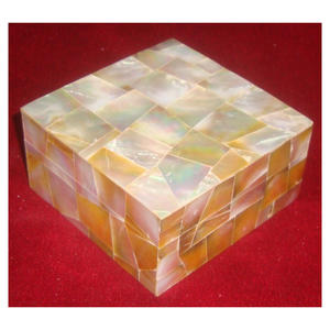 สีขาวและสีทองไข่มุกกระดูก Inlay เครื่องประดับกล่อง - Product Image 1