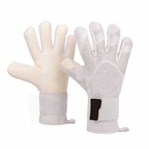 Professionnel Meilleur grade Caoutchouc Injecté Gardien gants - Product Image 1