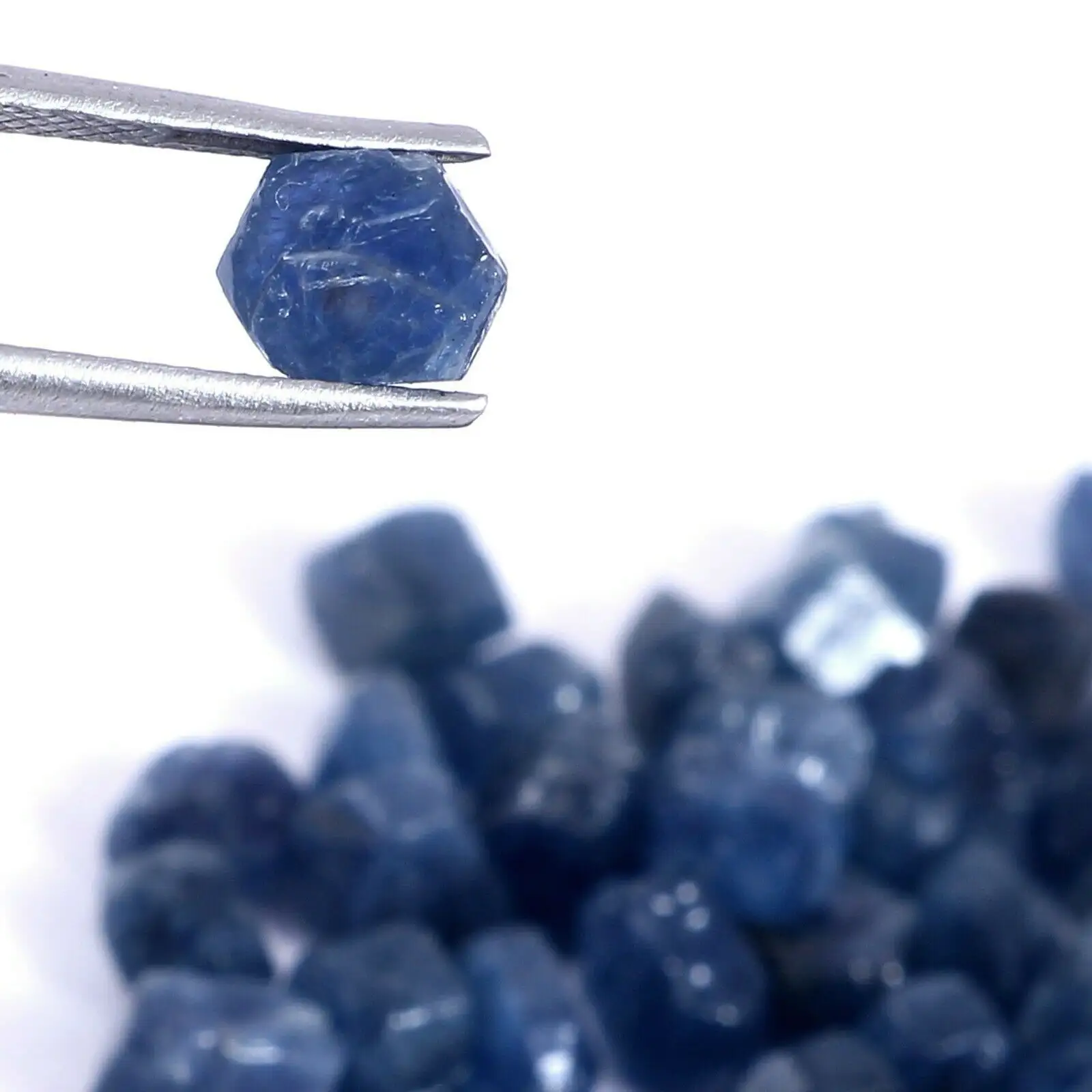 AAA الطبيعي Earthmined غير مدفأة غير المعالجة الأفريقي الأزرق الياقوت فضفاض أحجار كريمة خام الويكا الصخور المعادن صنع المجوهرات الخام