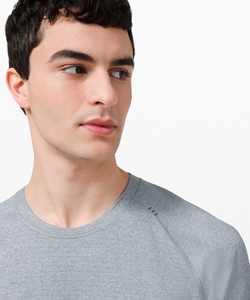 Fabrication de t-shirts unisexes de haute qualité OEM, t-shirts pour hommes, impression personnalisée, 100% coton, décontractés, 180 g/m², t-shirts vierges. - Product Image 4