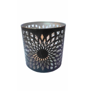 Portavelas votivo de hierro duradero y duradero con acabado rústico para la decoración y el ambiente del hogar de estilo de granja moderno - Product Image 1