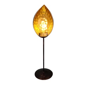 Bougie gravée à la main support de bâton mariage et décoration de la maison bougie décorative en métal support votif - Product Image 1