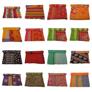 Fabricante hecho a mano indio vintage Kantha edredón - Product Image 2