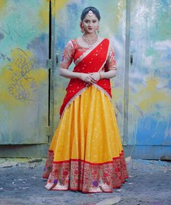 À la mode georgette fil broderie séquence travail lehenga choli avec dupatta réception porter meilleur prix ethnique vêtement apparelgarment - Product Image 2