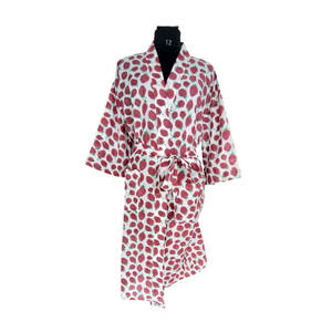 Peignoir longueur genou femme toutes saisons tissu 100% coton avec cordon de serrage et imprimé bloc main vêtements de nuit hiver et été - Product Image 1